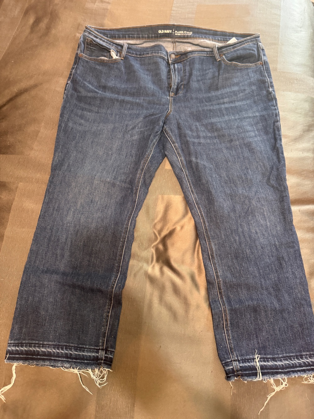 Old Navy Mid-Rise Flare Jeans in Dark Blue with Contrast Stitching
